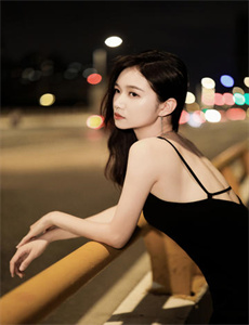 乱亲女洗澡69XX